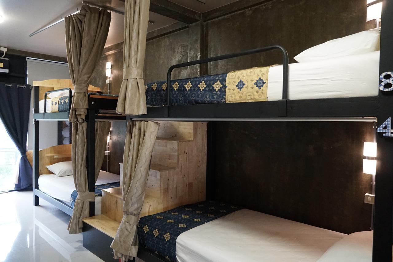 Club76 Bunk Bed. (Adults Only) Hotel Chiang Mai Exterior foto